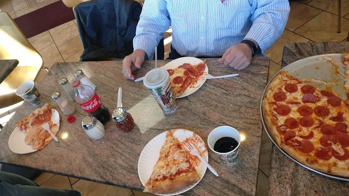 Raimo's Pizza Hicksville Picture 1