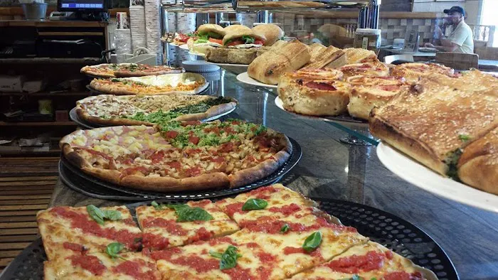 Raimo's Pizza Hicksville Picture 5