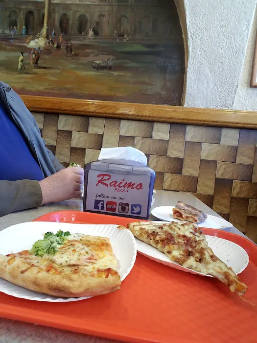 Raimo's Pizza Hicksville Picture 3