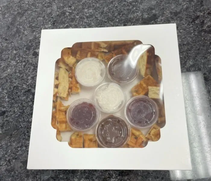 Scoops & Waffles Picture 8