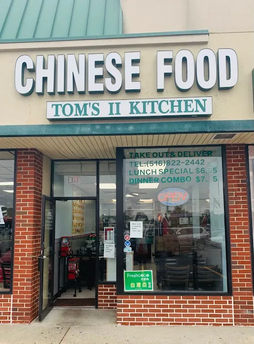 Tom's II Kitchen Picture 8