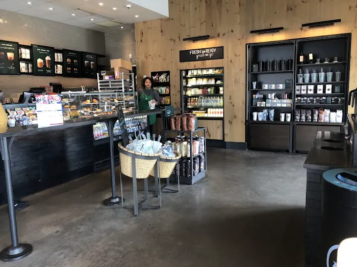 Starbucks Picture 8