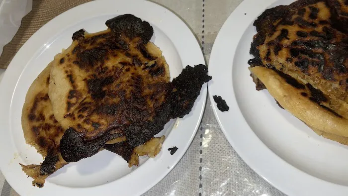 San Eduardo Deli Picture 2