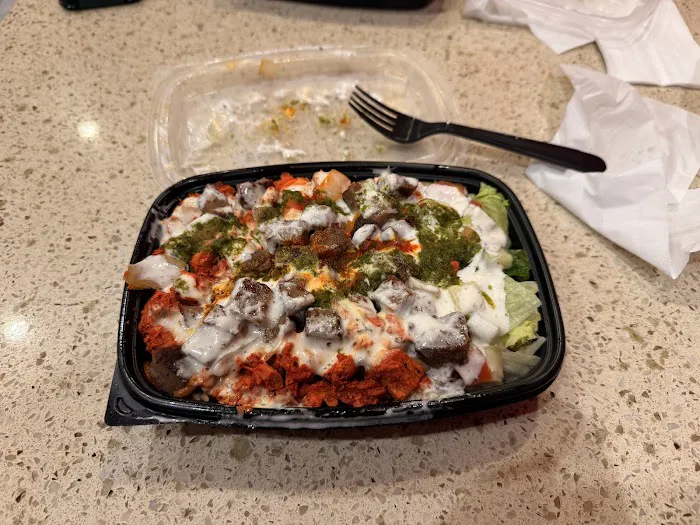 Shah's Halal Food Picture 4