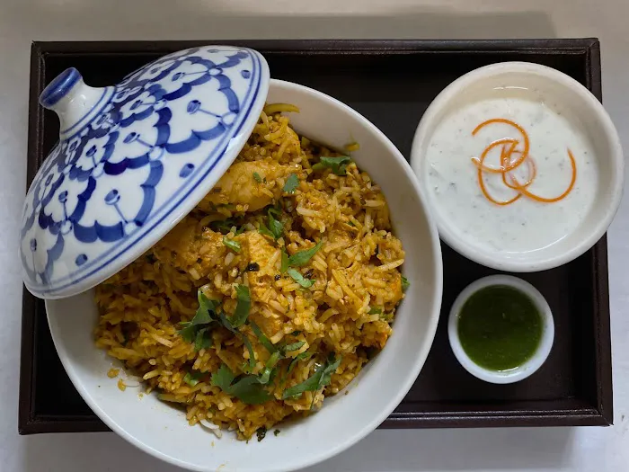 New Chilli & Curry Picture 2