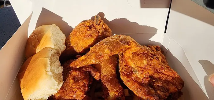 Crown Chicken & Grill Picture 1