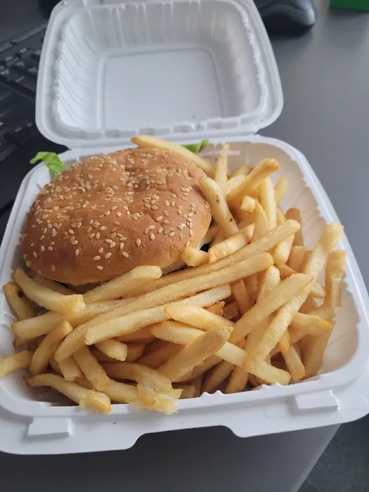 Crown Chicken & Grill Picture 10