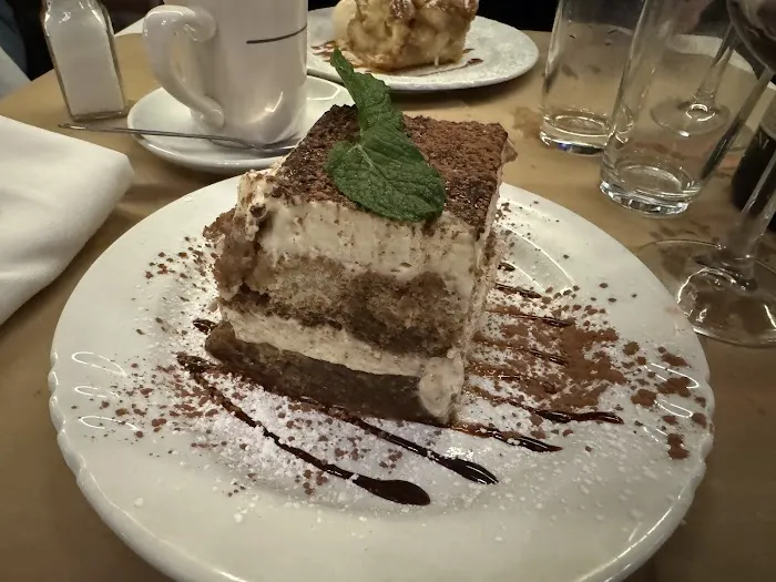 Giovanni's Brooklyn Eats Picture 5