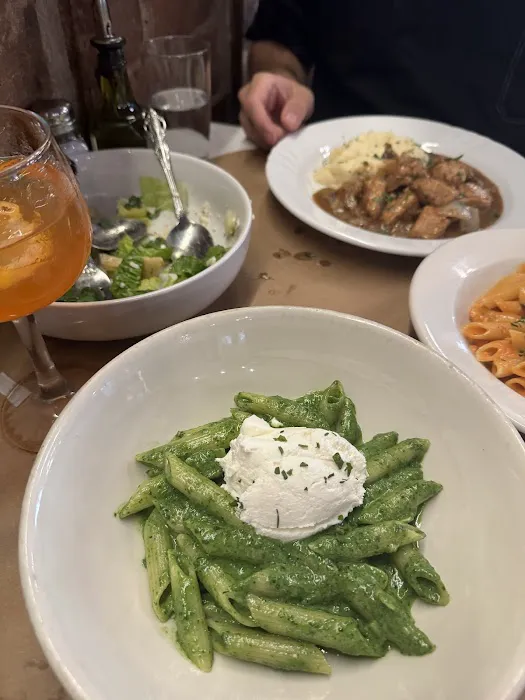 Giovanni's Brooklyn Eats Picture 4