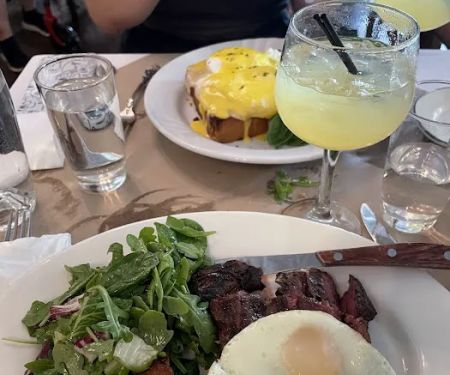 Giovanni's Brooklyn Eats
