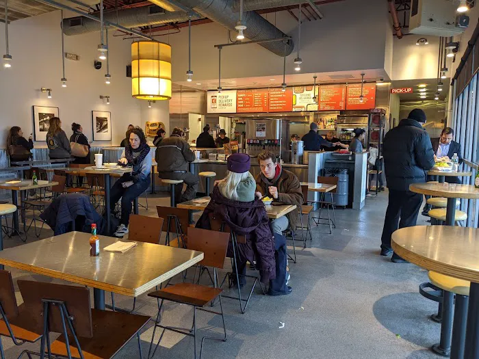 Chipotle Mexican Grill Picture 7