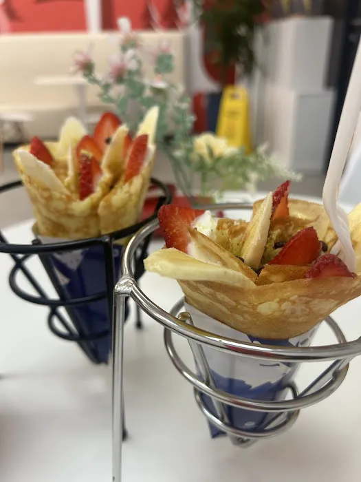 T-swirl Crepe - Hicksville Picture 7