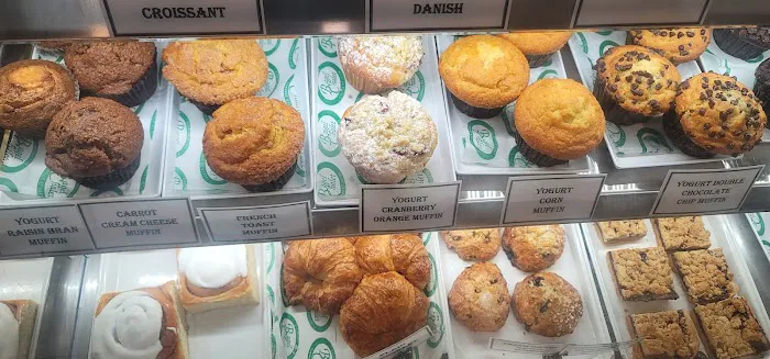 Bagel Chalet - Plainview Picture 10