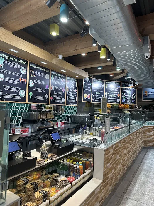 OverGreens Salads & Juice Picture 1