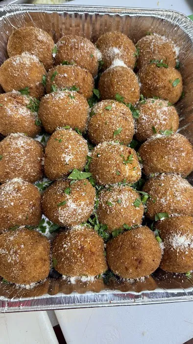 Mama Lino's Pizzeria Picture 5