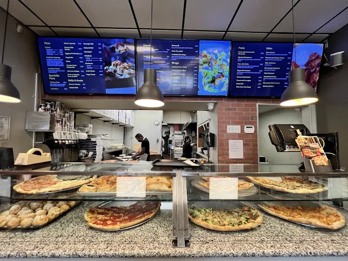 Mario’s Pizza & Pasta Picture 8