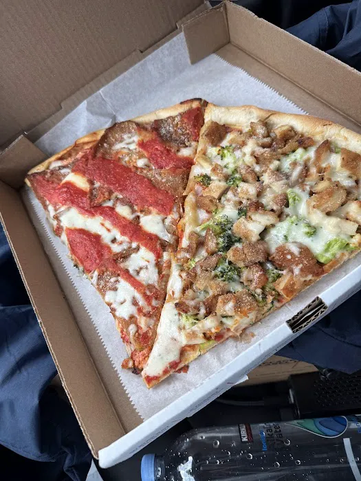 Mario’s Pizza & Pasta Picture 3