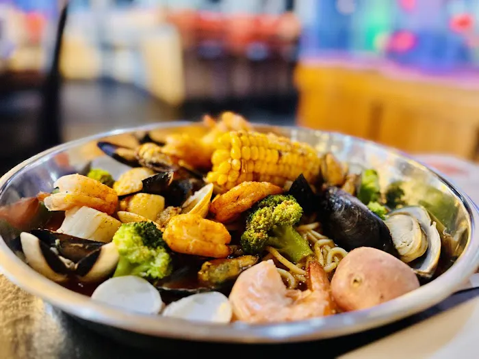 Sexy Crab Cajun Seafood, Sushi & Bar - All You Can Eat Hicksville Picture 8