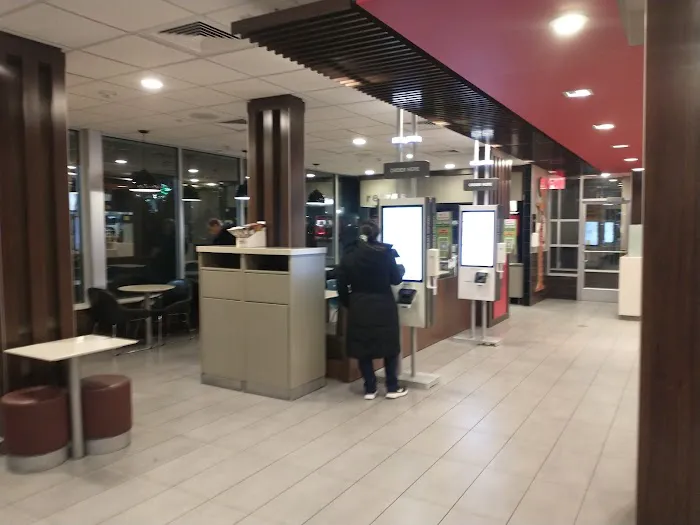 McDonald's Picture 9