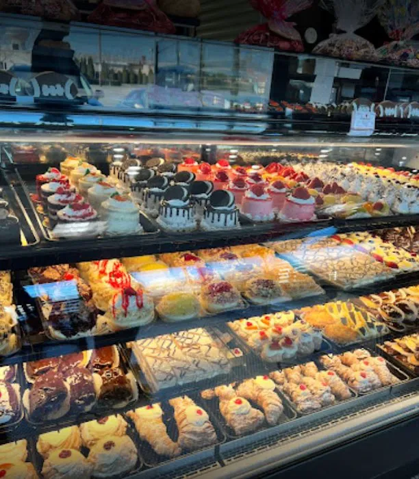 Francesco's Bakery Picture 4