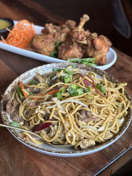 Jade Eatery and Lounge Picture 8