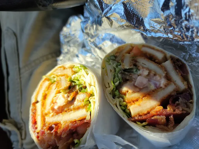 House of Heros Picture 5