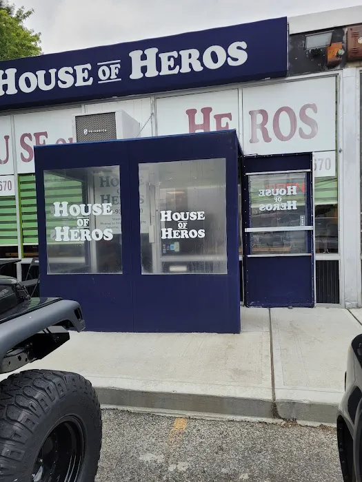House of Heros Picture 3
