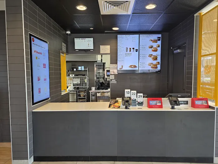 McDonald's Picture 2