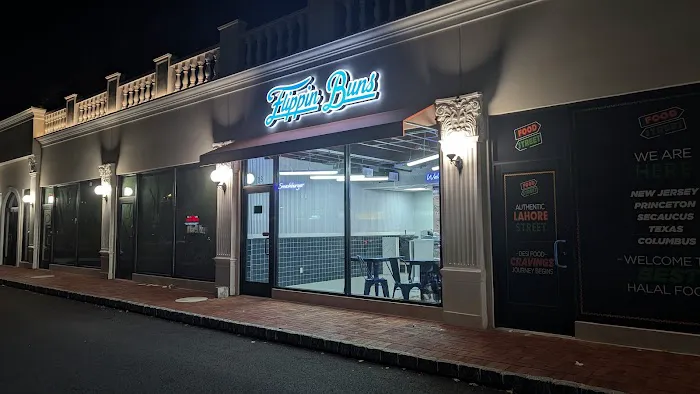 Flippin Buns Picture 3