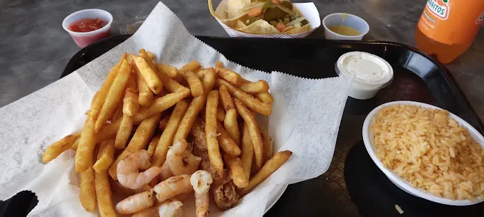 Pinata's Mexican Grill Picture 7