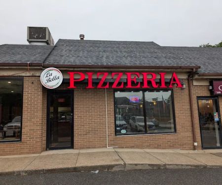 La Bella Pizzeria