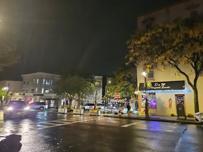 Delgado's Deli Grocery Picture 4