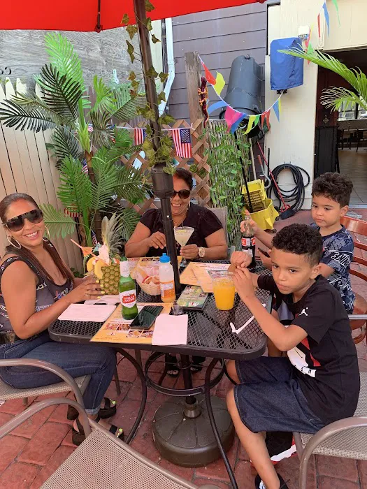 Mia Grill & Bar Picture 7