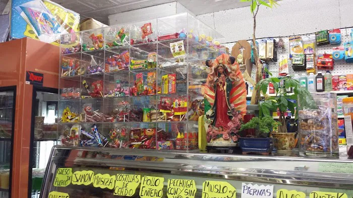 Aztlan Bakery & Grocery Picture 7