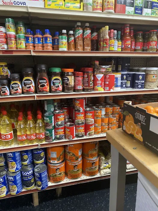 Aztlan Bakery & Grocery Picture 4