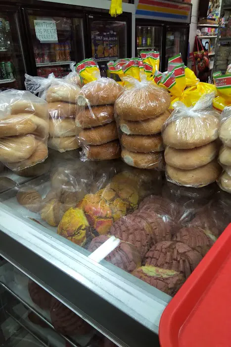 Aztlan Bakery & Grocery Picture 10