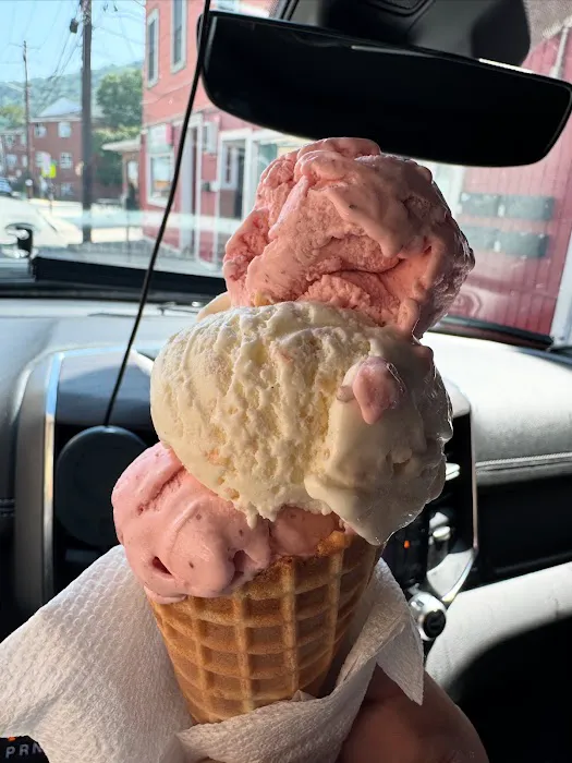 A's chill ice cream Picture 7