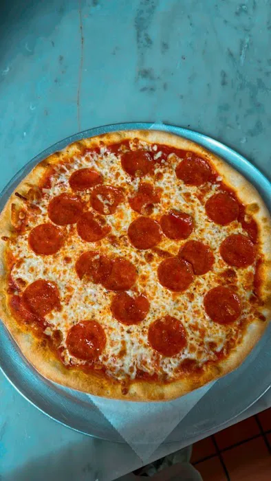 Luciano's Pizzeria Picture 1