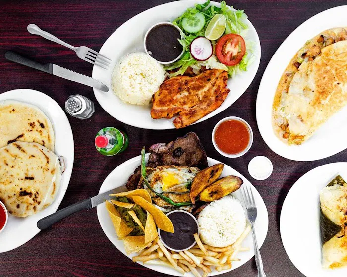 Americas Unidas Deli Picture 9