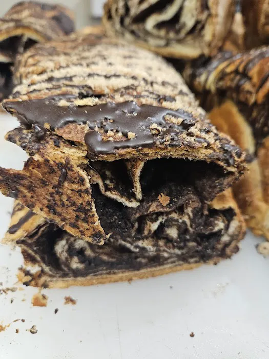 Taam Eden Bakery Picture 6