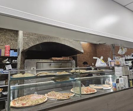 Shiraz Pizza & Sushi