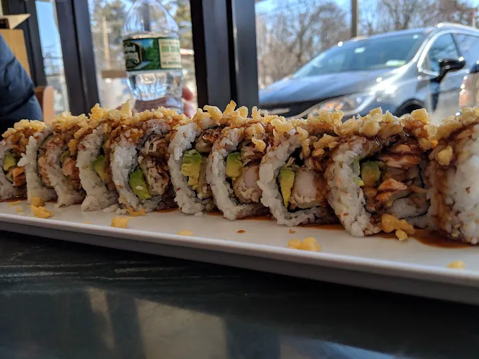 Shiraz Pizza & Sushi Picture 2