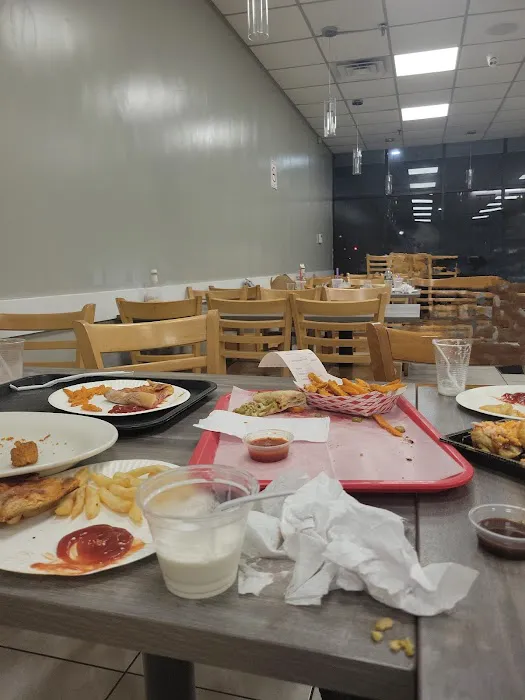 Shiraz Pizza & Sushi Picture 4