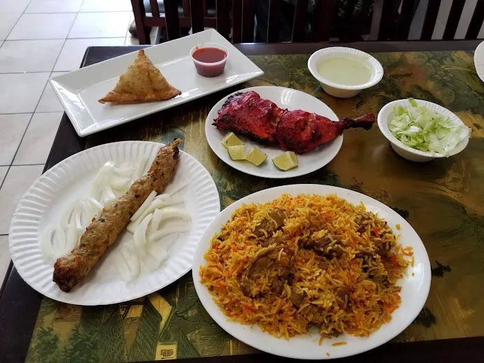 Dera Restaurant Picture 2