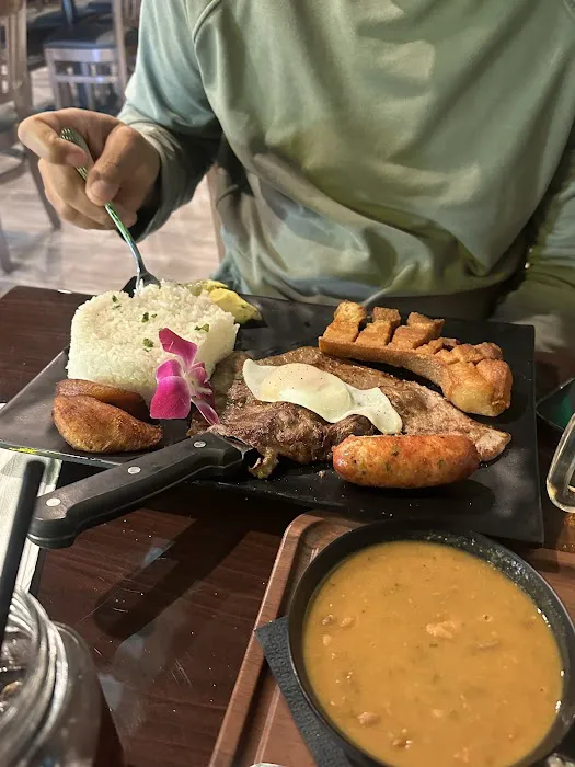 Colombia Tropical Picture 3