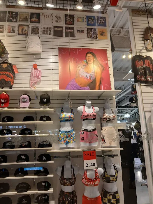 Maple Deli Picture 6