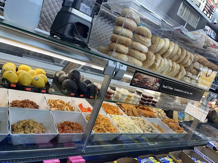 Broad deli & Grill Picture 4