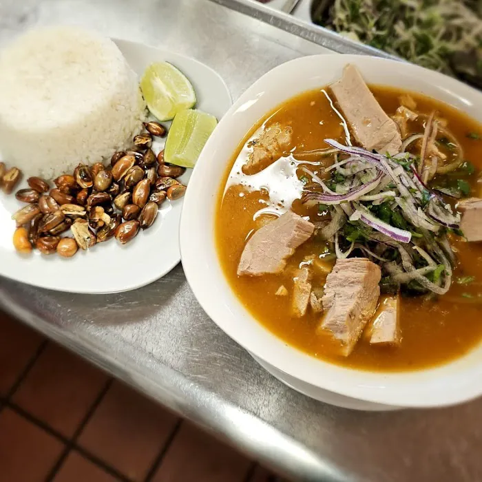 La Parada Deli & Coffee Picture 2