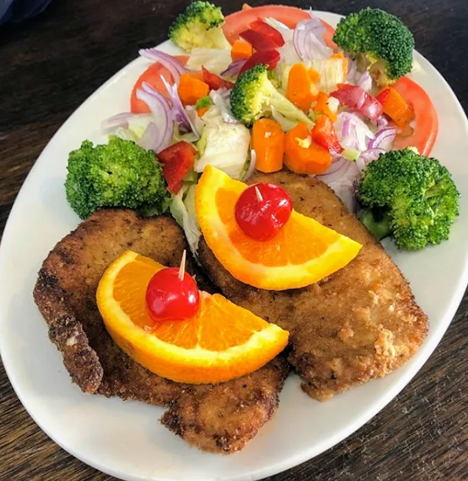 El Waterfront Deli Picture 2