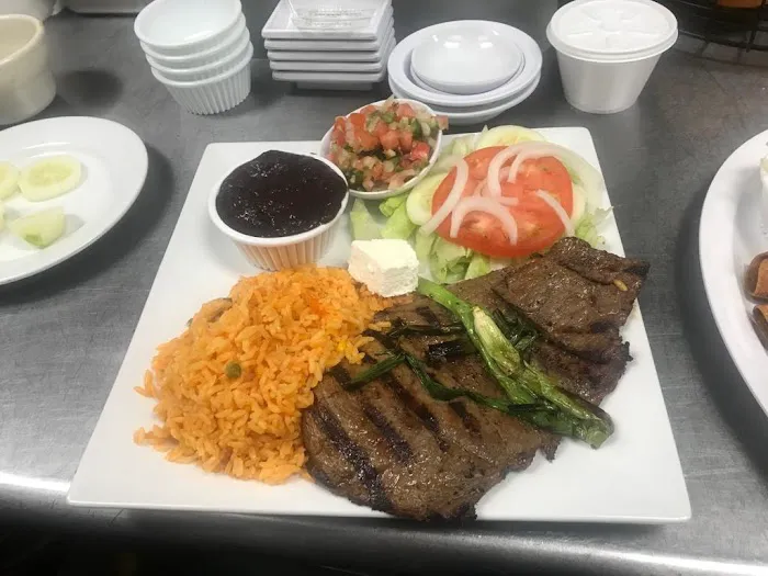 LA CASA CHAPINA RESTAURANT INC Picture 10